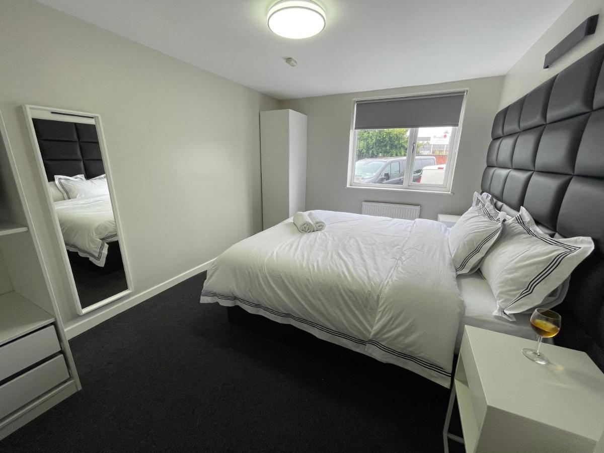 Mays Apartments - 102 Mill Street, Free Parking, 2 Minute Walk To Baltic Market And City Centre - Apartments Sleep 1-10 Guests Liverpool Exteriör bild