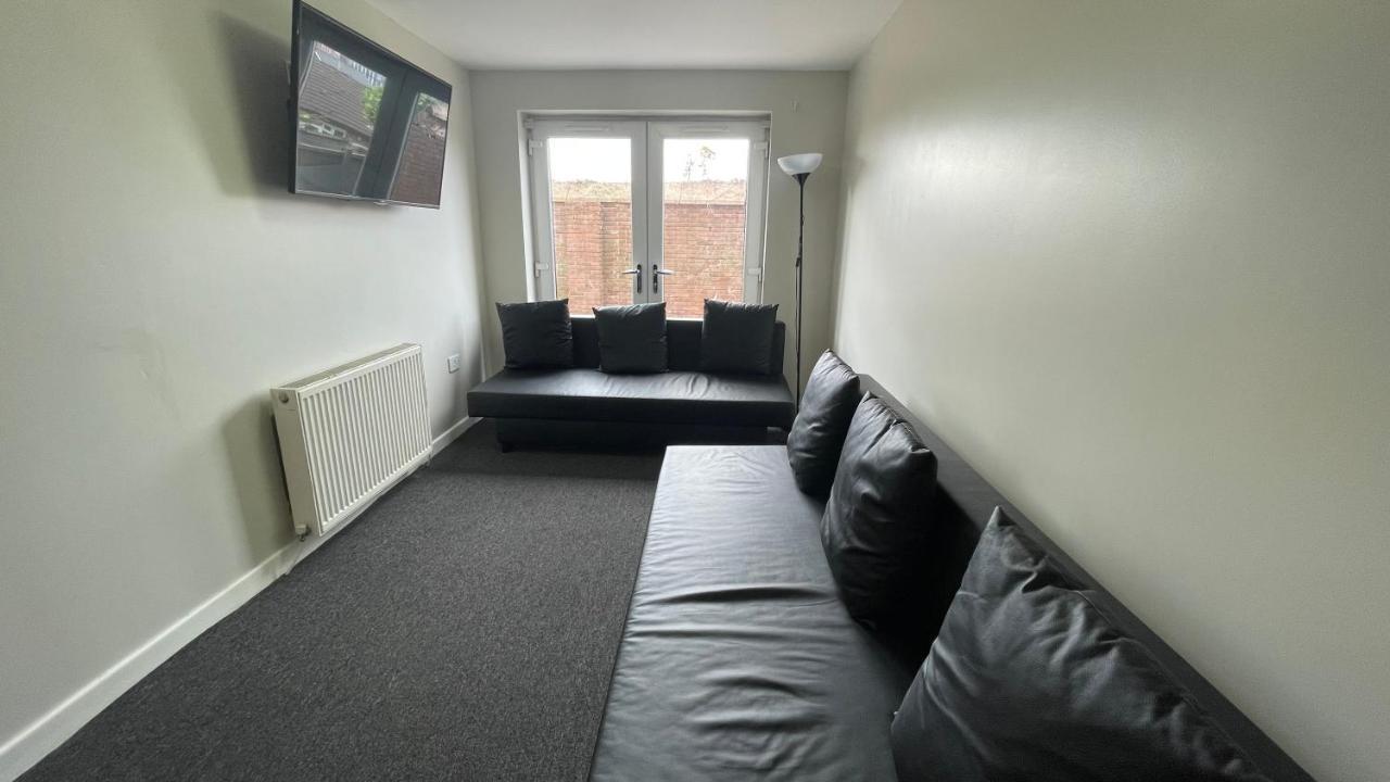 Mays Apartments - 102 Mill Street, Free Parking, 2 Minute Walk To Baltic Market And City Centre - Apartments Sleep 1-10 Guests Liverpool Exteriör bild
