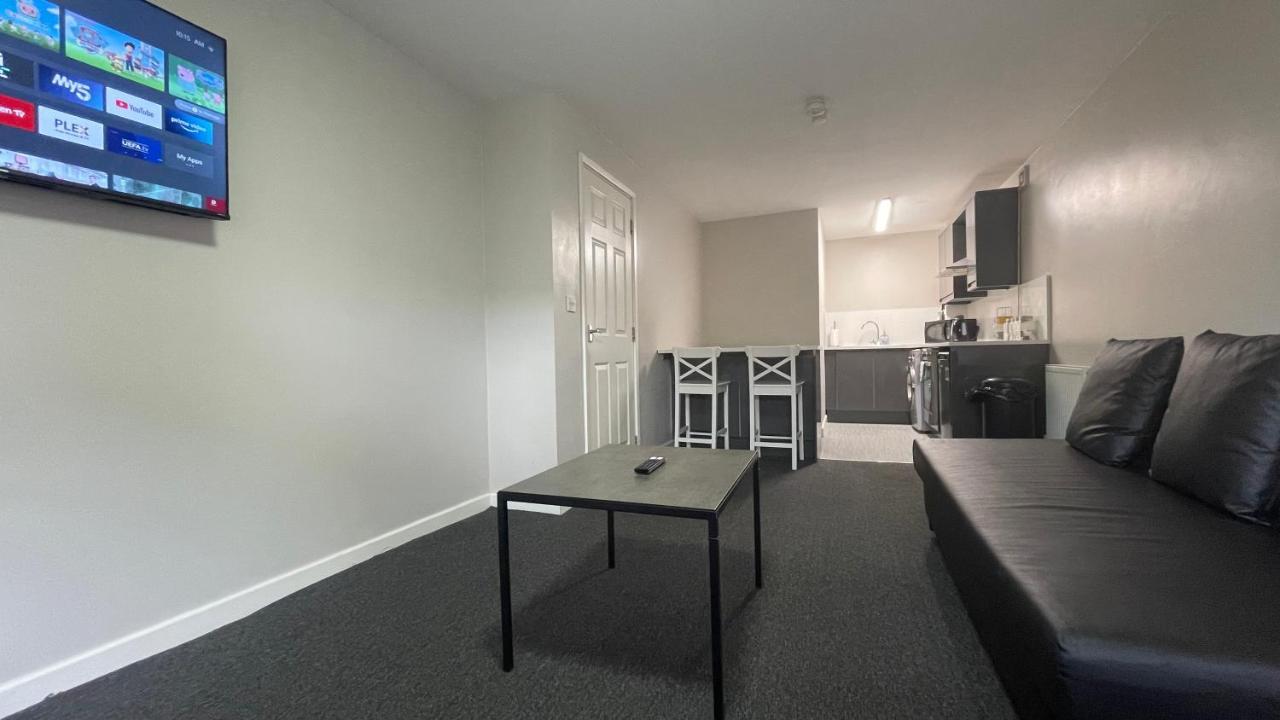 Mays Apartments - 102 Mill Street, Free Parking, 2 Minute Walk To Baltic Market And City Centre - Apartments Sleep 1-10 Guests Liverpool Exteriör bild