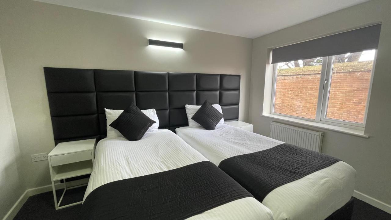 Mays Apartments - 102 Mill Street, Free Parking, 2 Minute Walk To Baltic Market And City Centre - Apartments Sleep 1-10 Guests Liverpool Exteriör bild