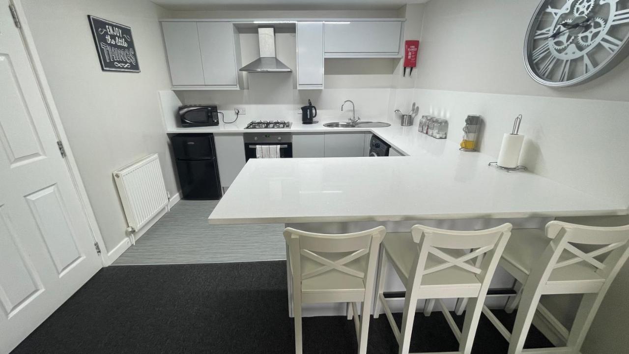 Mays Apartments - 102 Mill Street, Free Parking, 2 Minute Walk To Baltic Market And City Centre - Apartments Sleep 1-10 Guests Liverpool Exteriör bild