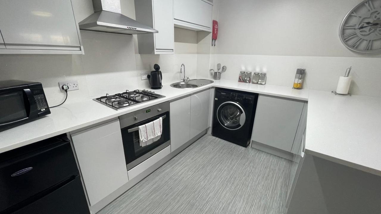 Mays Apartments - 102 Mill Street, Free Parking, 2 Minute Walk To Baltic Market And City Centre - Apartments Sleep 1-10 Guests Liverpool Exteriör bild