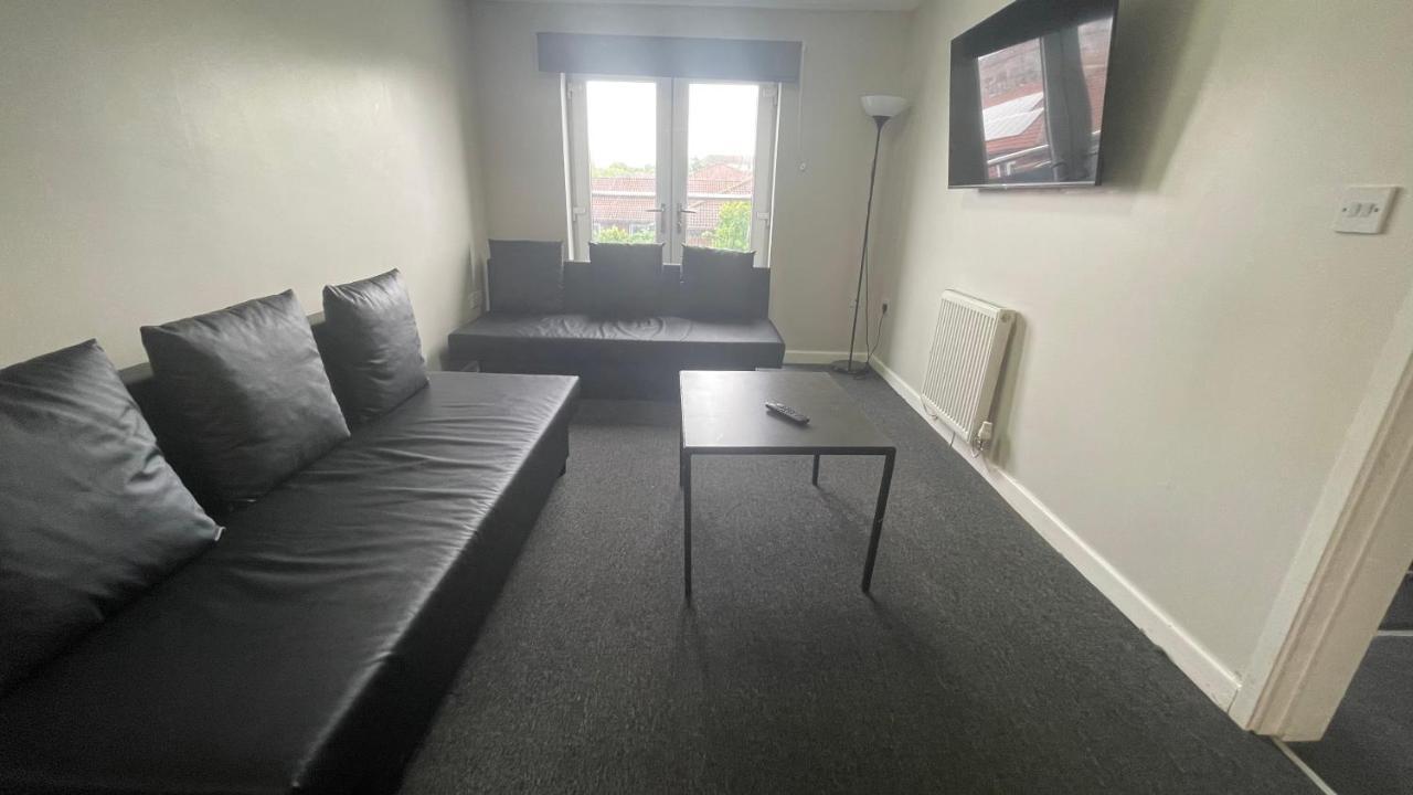 Mays Apartments - 102 Mill Street, Free Parking, 2 Minute Walk To Baltic Market And City Centre - Apartments Sleep 1-10 Guests Liverpool Exteriör bild