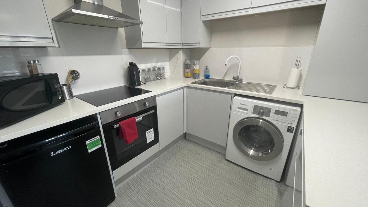 Mays Apartments - 102 Mill Street, Free Parking, 2 Minute Walk To Baltic Market And City Centre - Apartments Sleep 1-10 Guests Liverpool Exteriör bild