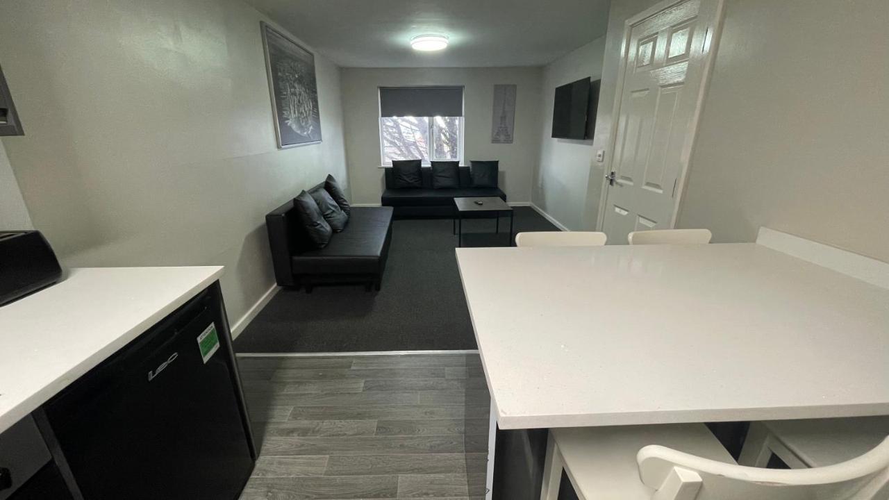 Mays Apartments - 102 Mill Street, Free Parking, 2 Minute Walk To Baltic Market And City Centre - Apartments Sleep 1-10 Guests Liverpool Exteriör bild